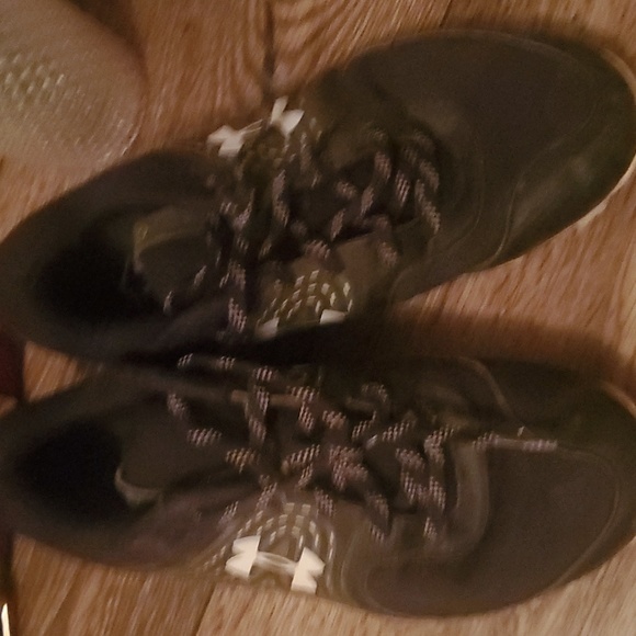 Softball Cleets - Picture 2 of 4